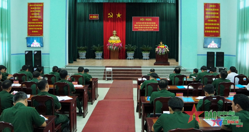 Sư đoàn 8 (Quân khu 9) Hội nghị sơ kết Cuộc vận động 50  